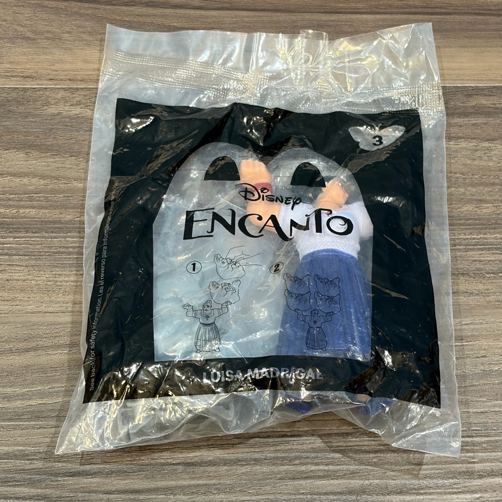 2021 Mcdonalds Happy Meal Toy Disney Encanto #3 Luisa Madrigal  Open Package